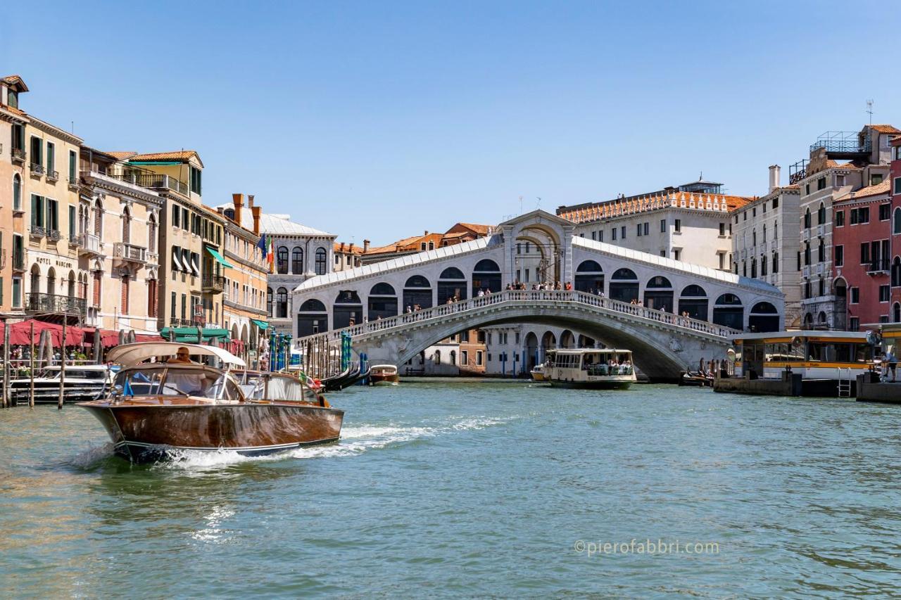 Апартаменты Palazzo Preziosa - Rialto Венеция Экстерьер фото